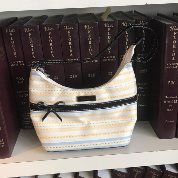 kate spade Handbags - Kate spade (New York) purse